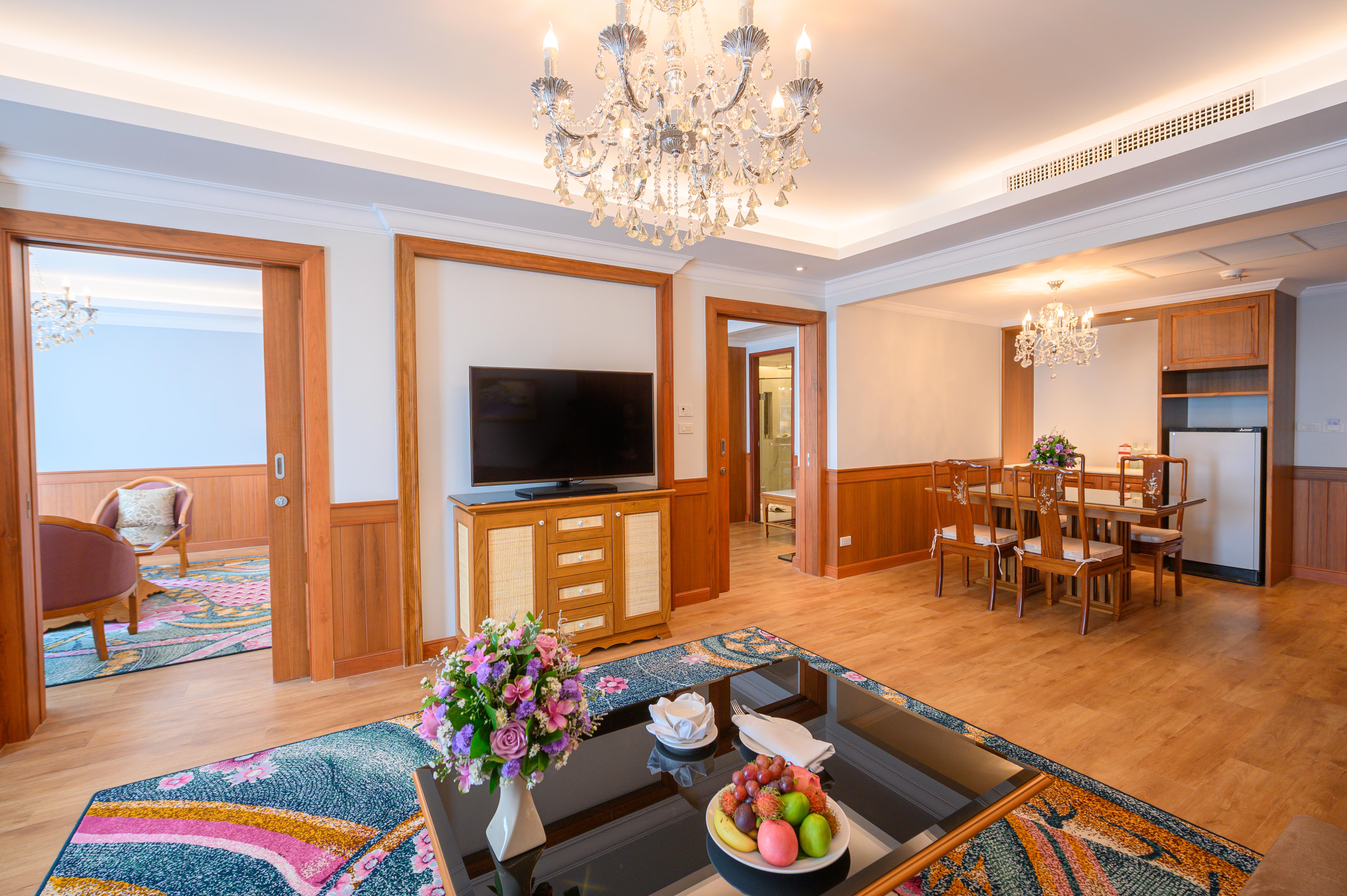 The Empress Premier Chiang Mai - Sha Extra Plus Eksteriør bilde A suite at the hotel