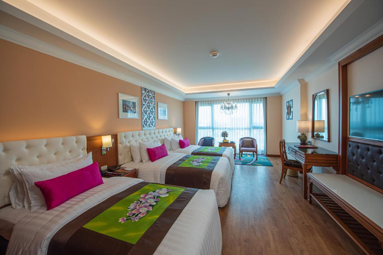 The Empress Premier Chiang Mai - Sha Extra Plus Eksteriør bilde Deluxe Family Room