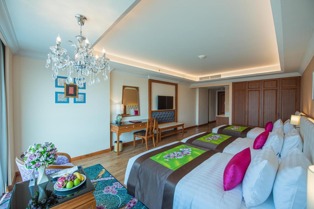 The Empress Premier Chiang Mai - Sha Extra Plus Eksteriør bilde Deluxe Suite
